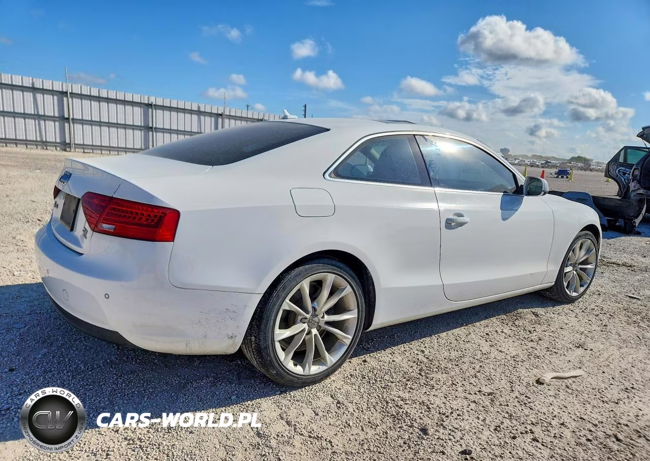 2013 Audi A5 Premium Plus VIN:WAULFAFR2DA002370 - 3
