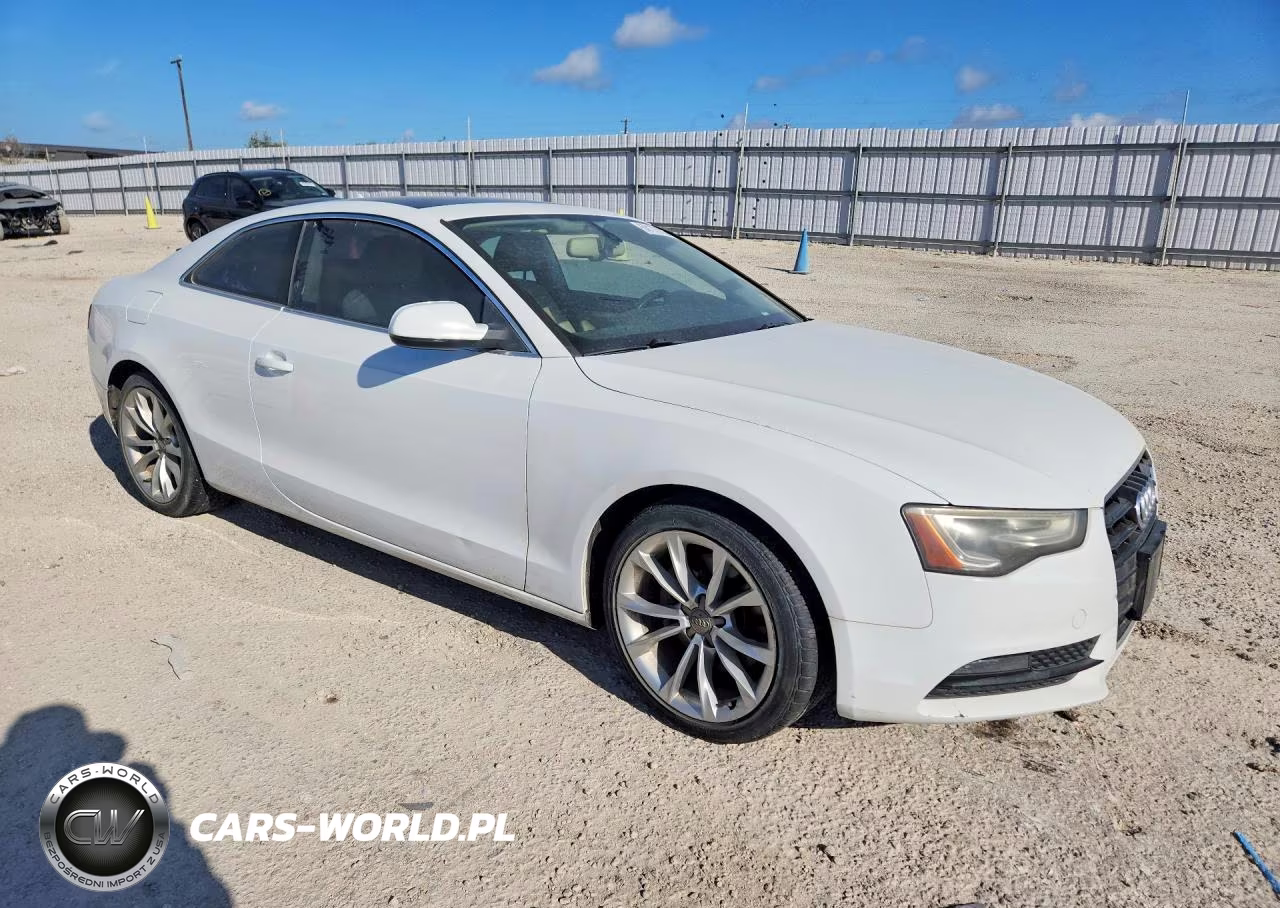 2013 Audi A5 Premium Plus VIN:WAULFAFR2DA002370 - 4