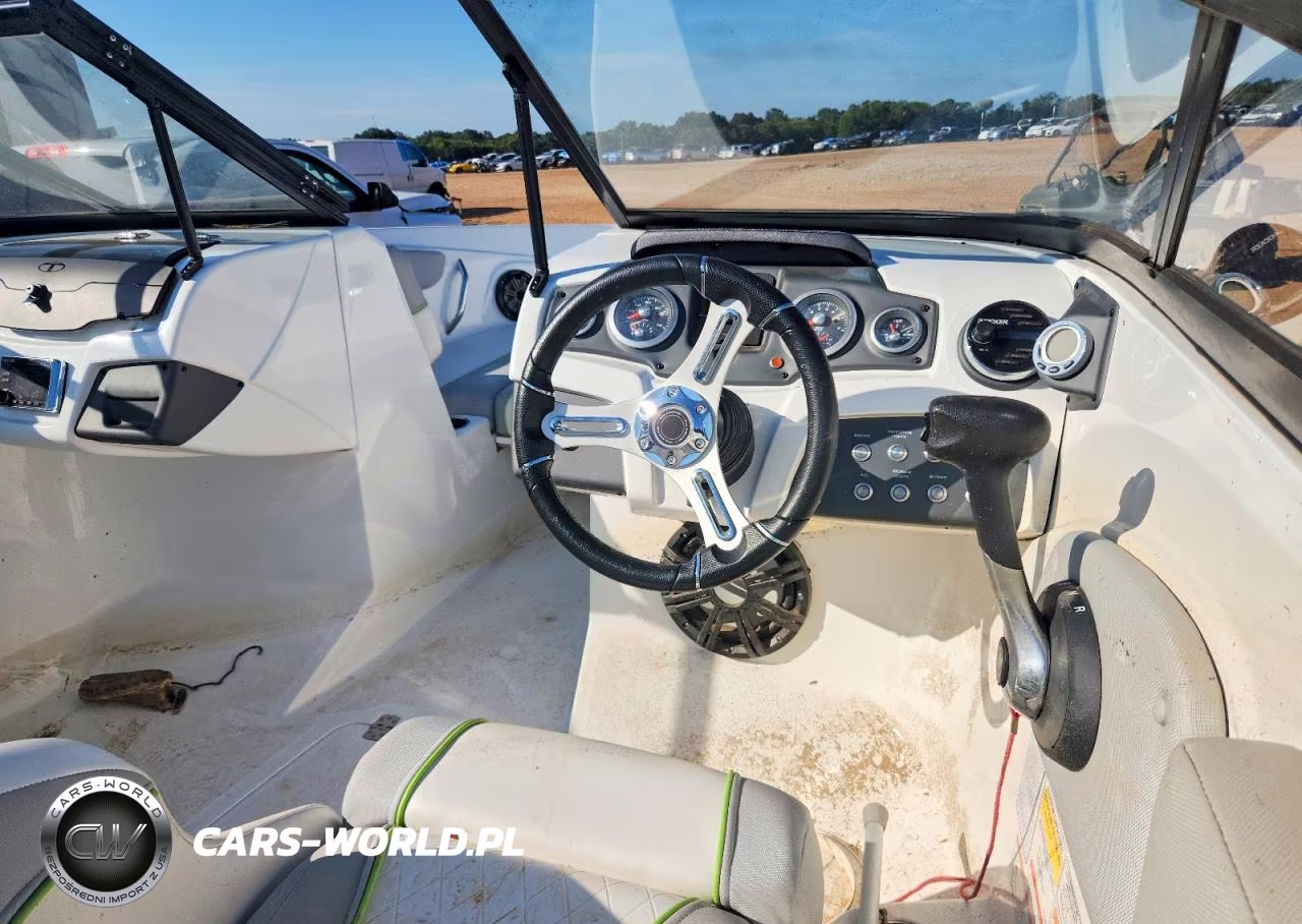 2018 Tahoe Boat VIN:BUJ90119E718 - 5