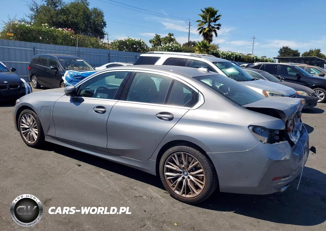 2024 BMW 330E VIN:3MW39FF0XR8E56990 - 2