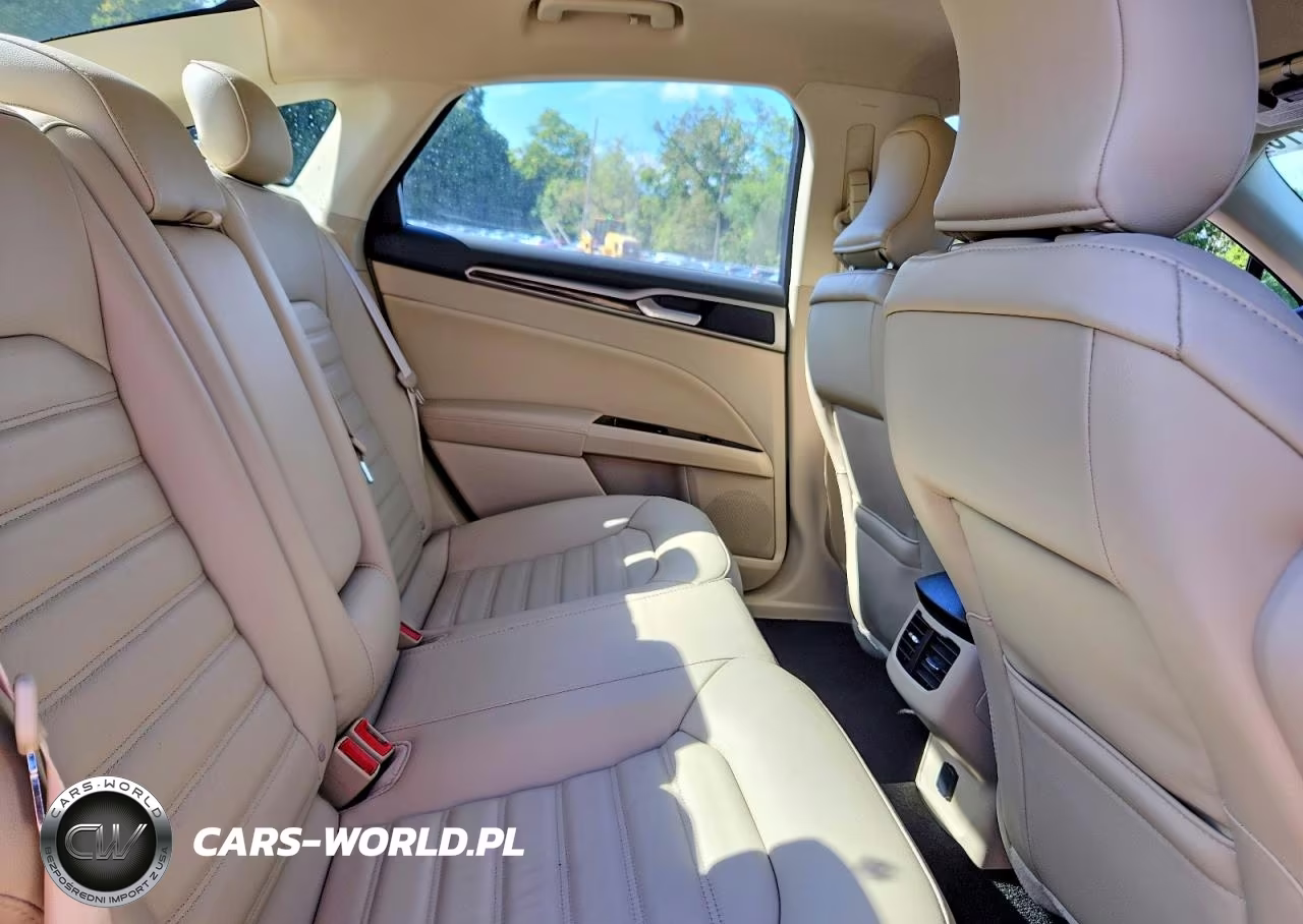 2016 Ford Fusion Se VIN:3FA6P0H99GR266626 - 10