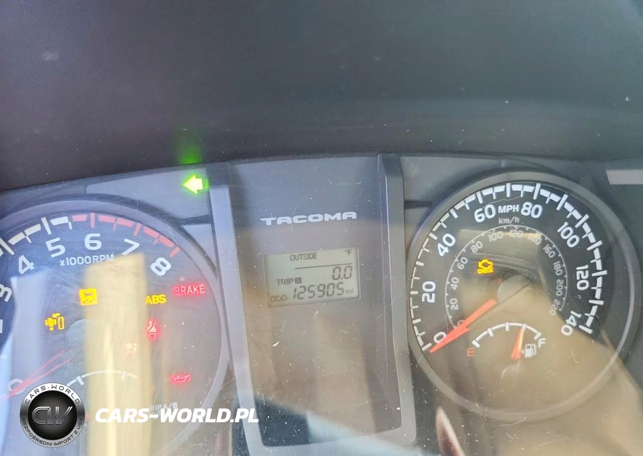 2016 Toyota Tacoma Sr VIN:5TFAX5GN5GX056130 - 9