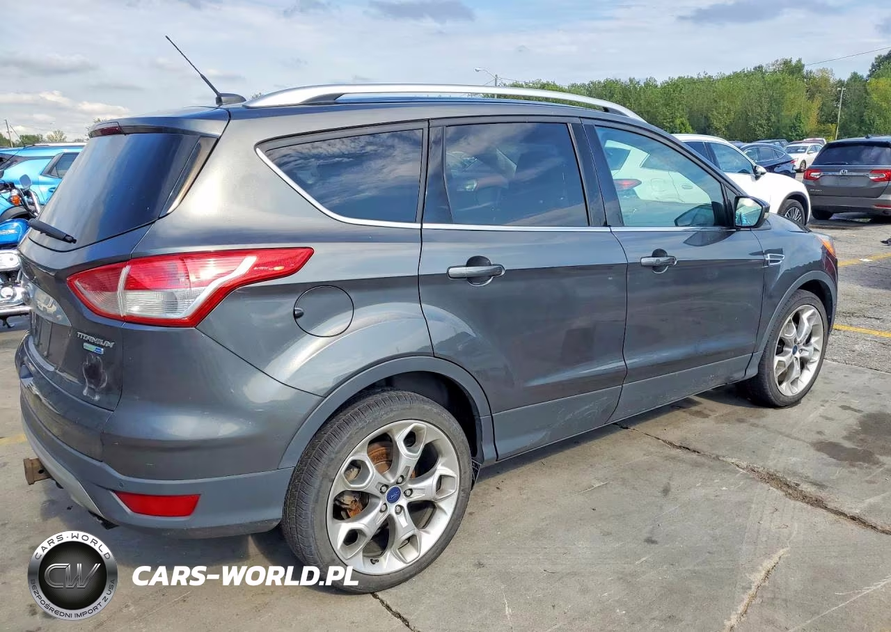 2016 Ford Escape Titanium VIN:1FMCU9J92GUB55831 - 3