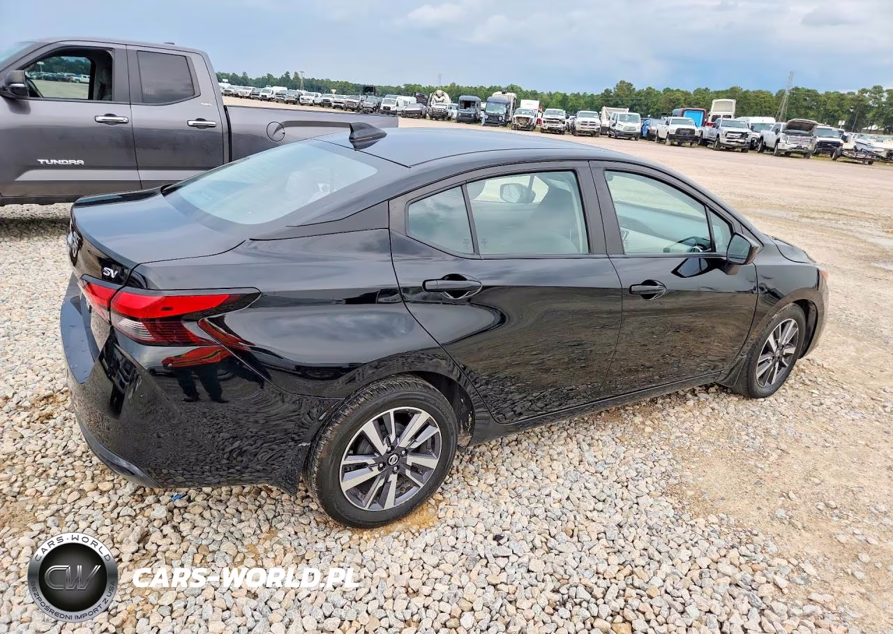 2022 Nissan Versa Sv VIN:3N1CN8EV1NL820196 - 3