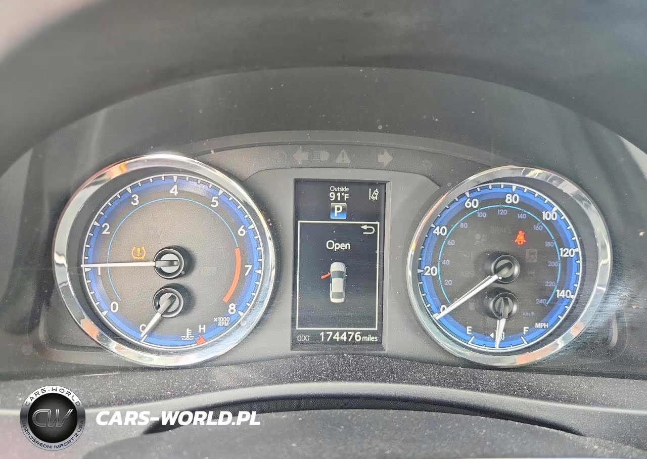 2017 Toyota Corolla VIN:5YFBURHEXHP620289 - 9