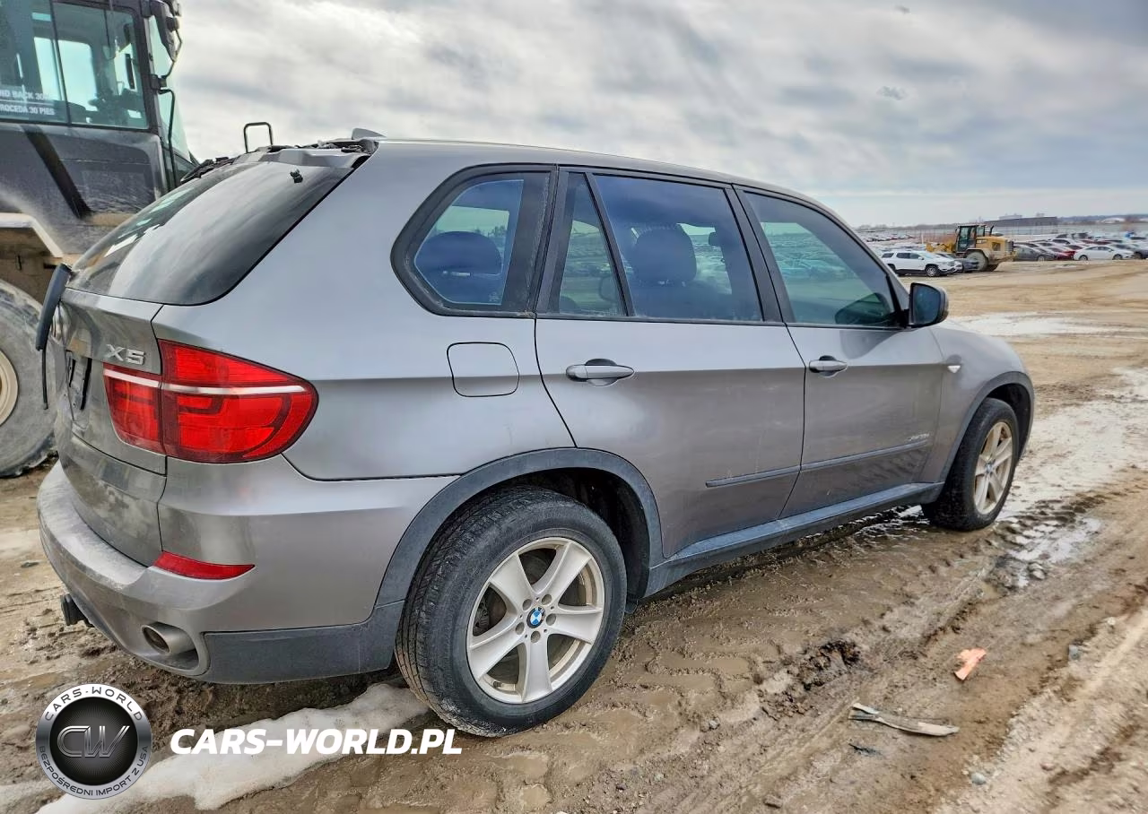 2011 BMW X5 xDrive35D VIN:5UXZW0C54BL657610 - 3