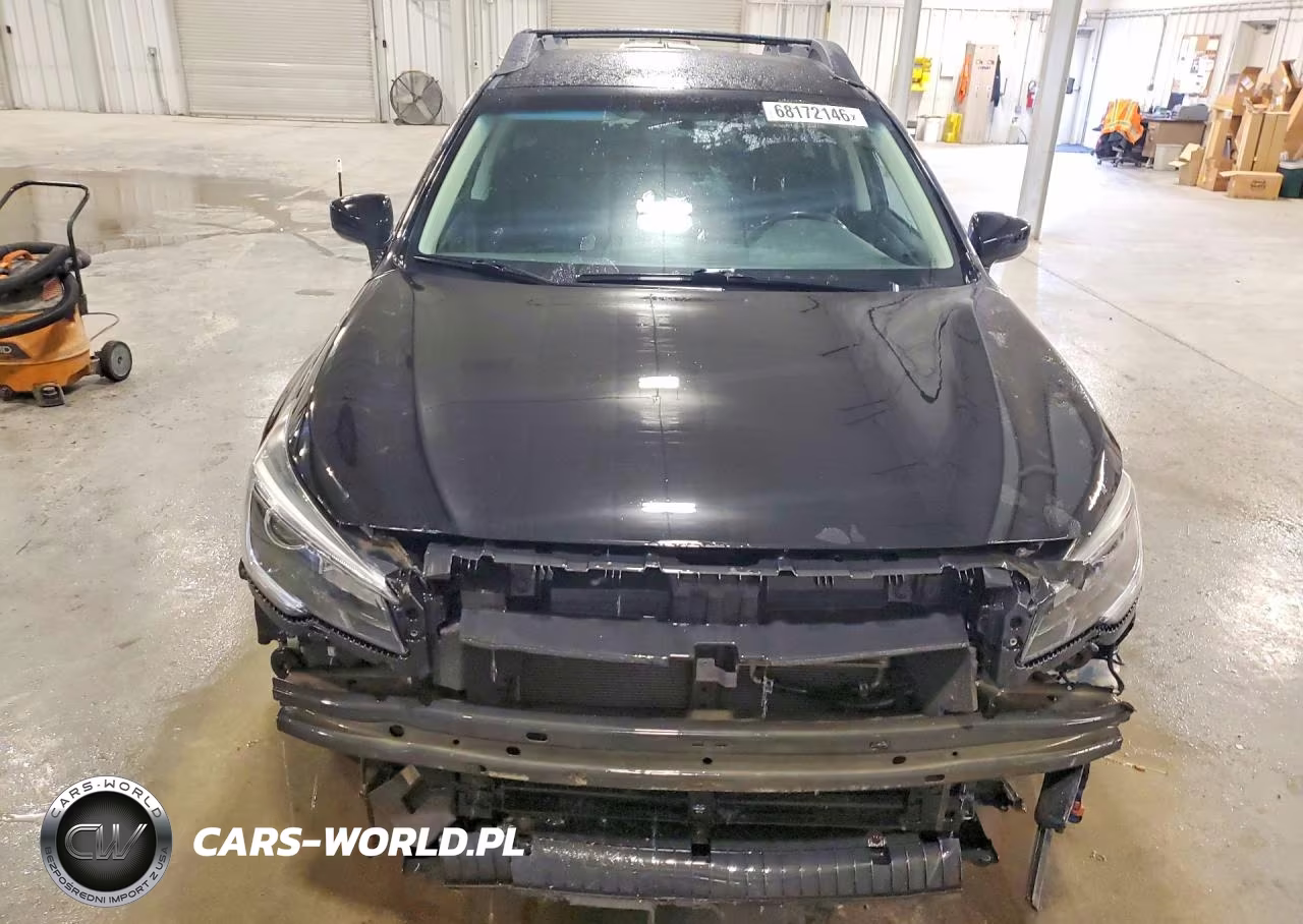 2018 Subaru Outback 2.5I Premium VIN:4S4BSACC5J3352985 - 5