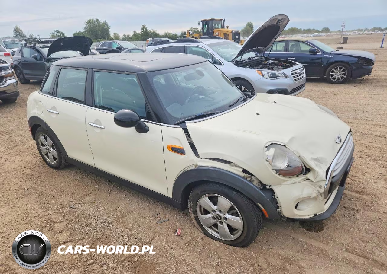2015 Mini Cooper VIN:WMWXS5C55FT827316 - 4