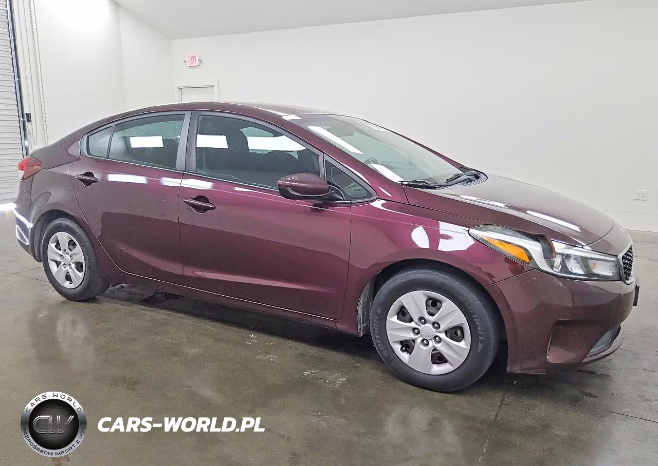 2017 Kia Forte Lx VIN:3KPFK4A72HE051705 - 4