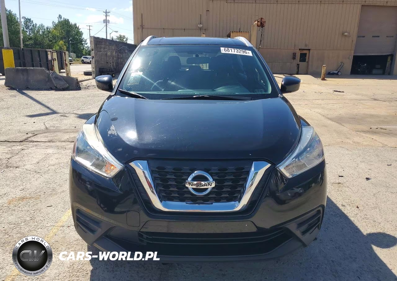 2018 Nissan Kicks Sv VIN:3N1CP5CU9JL511654 - 5
