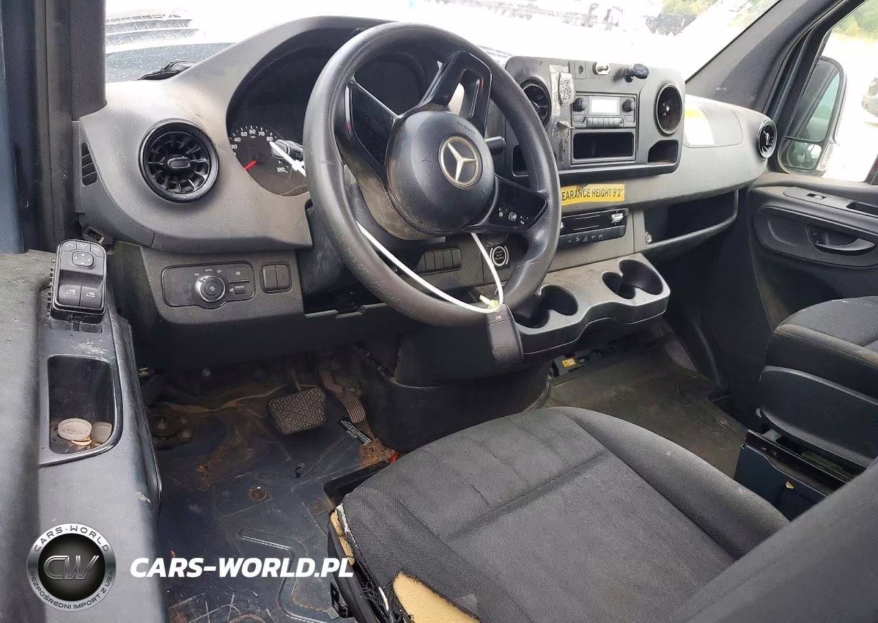 2019 Mercedes-Benz Sprinter 2500-3500 Delivery Van VIN:WD4PF1CD1KP131729 - 8