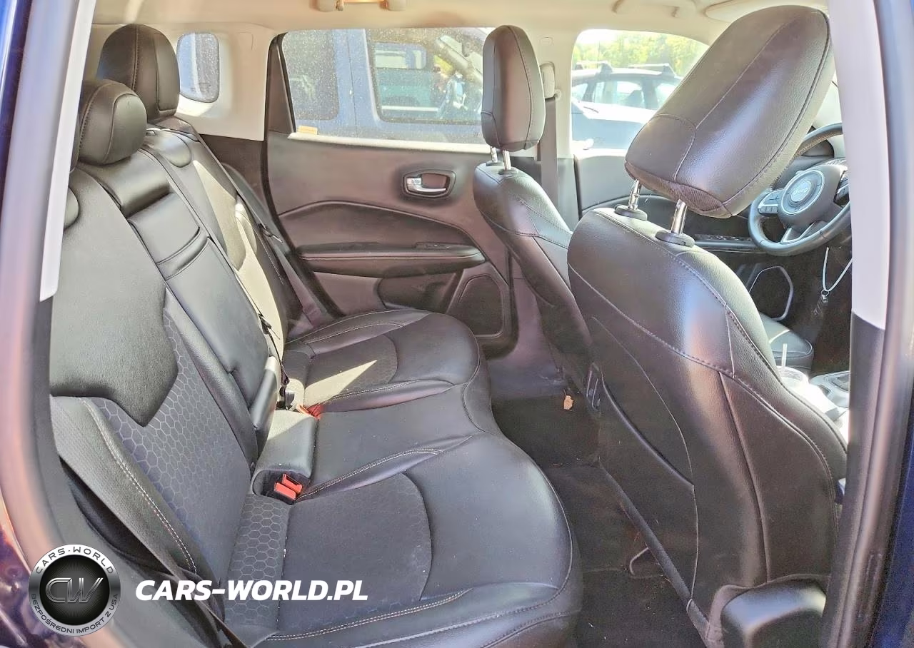2019 Jeep Compass Latitude VIN:3C4NJDBB3KT767422 - 10
