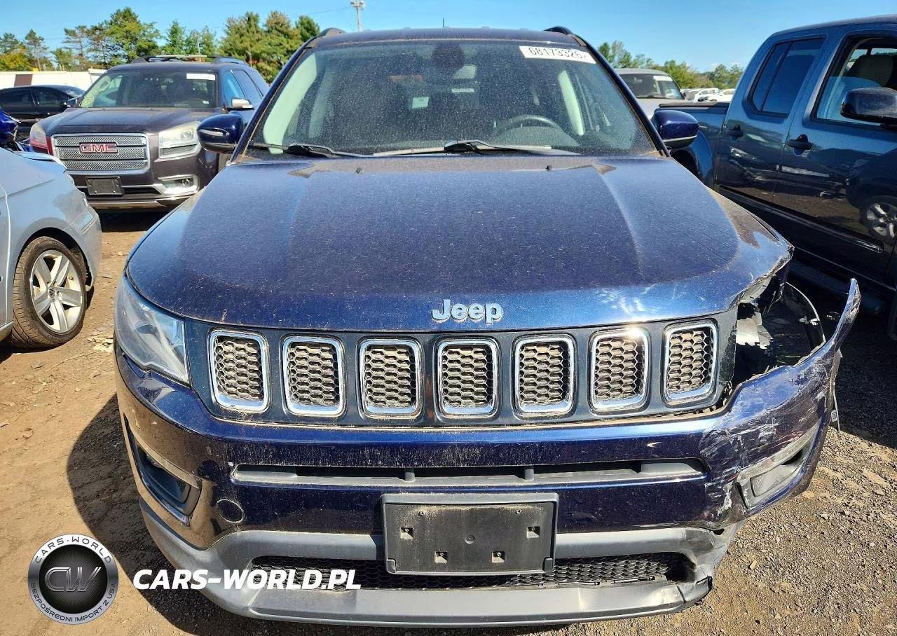 2019 Jeep Compass Latitude VIN:3C4NJDBB3KT767422 - 5