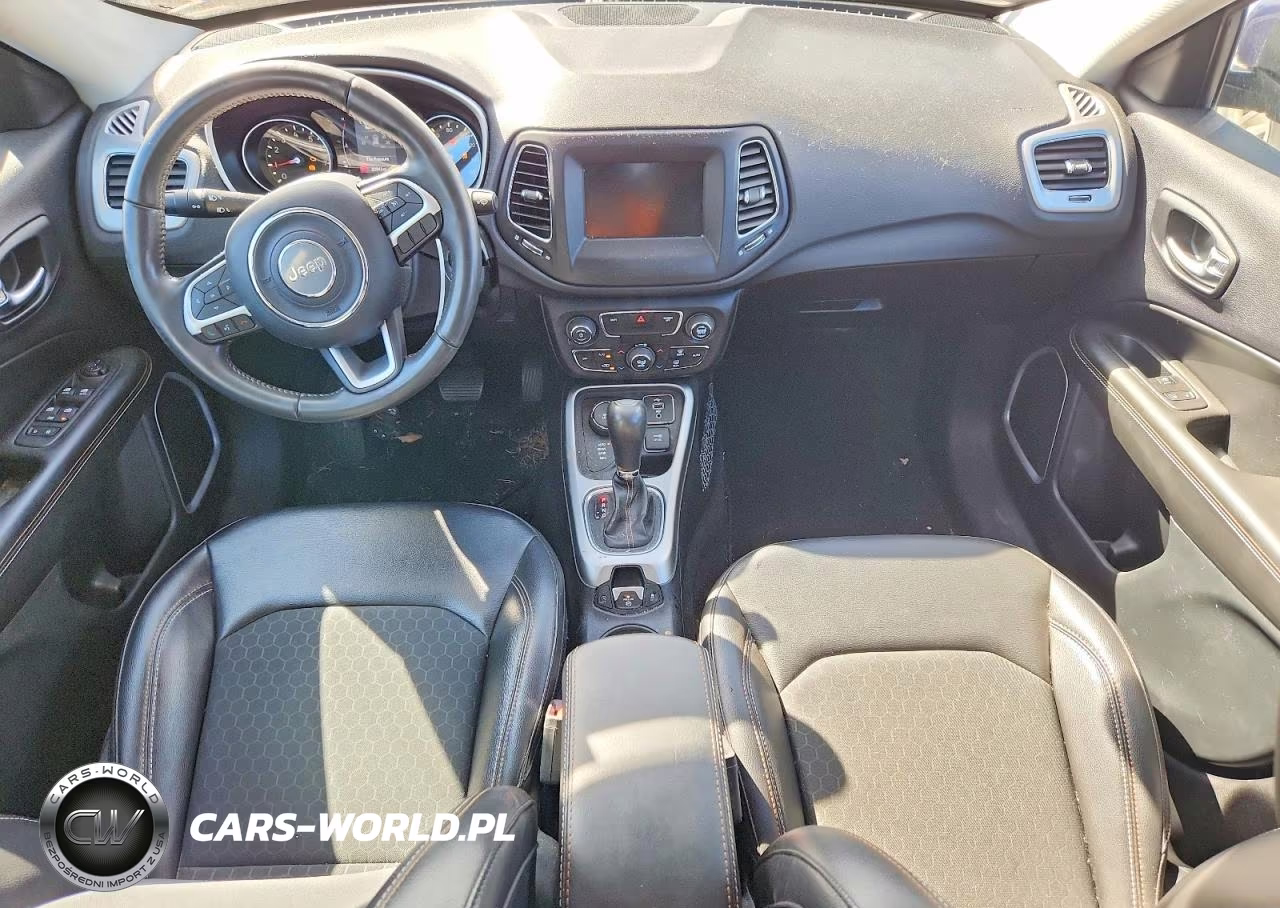 2019 Jeep Compass Latitude VIN:3C4NJDBB3KT767422 - 8