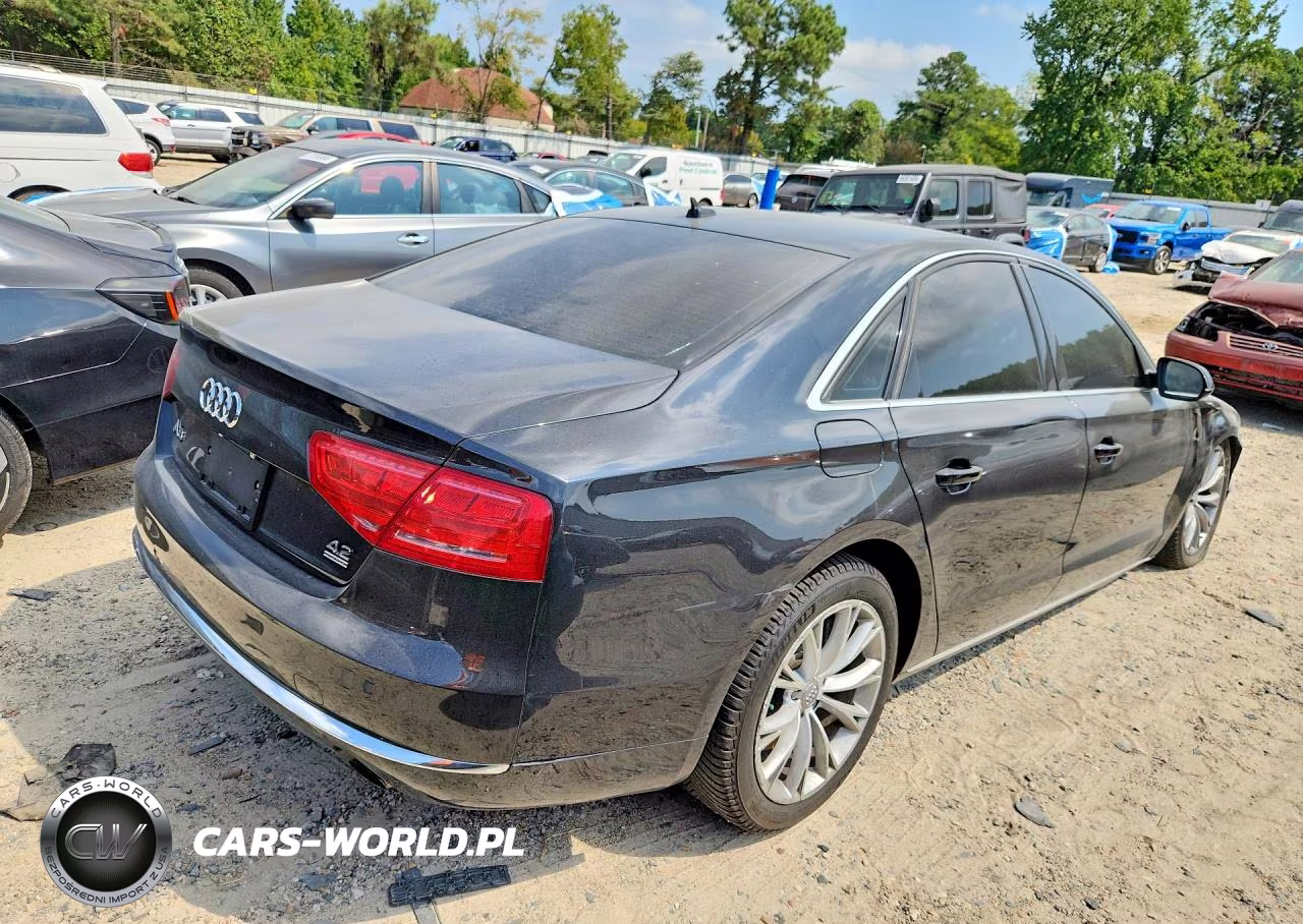 2012 Audi A8 Quattro VIN:WAUAVAFD2CN017134 - 3