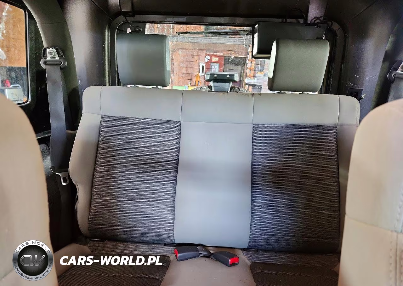 2010 Jeep Wrangler Sport VIN:1J4AA2D16AL202478 - 10