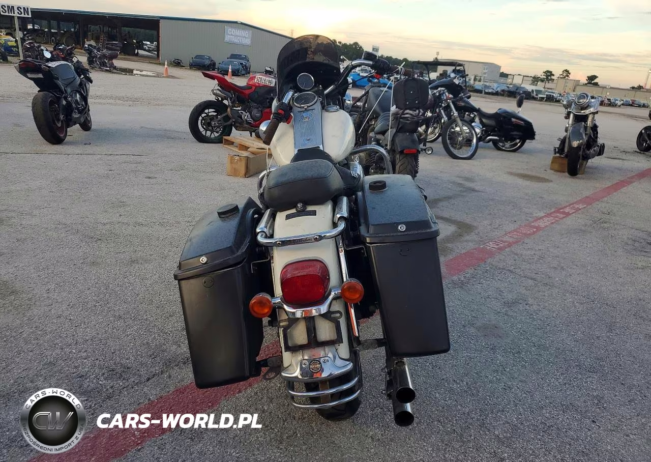 2004 Harley-Davidson Flhpi VIN:1HD1FHW184Y739902 - 4