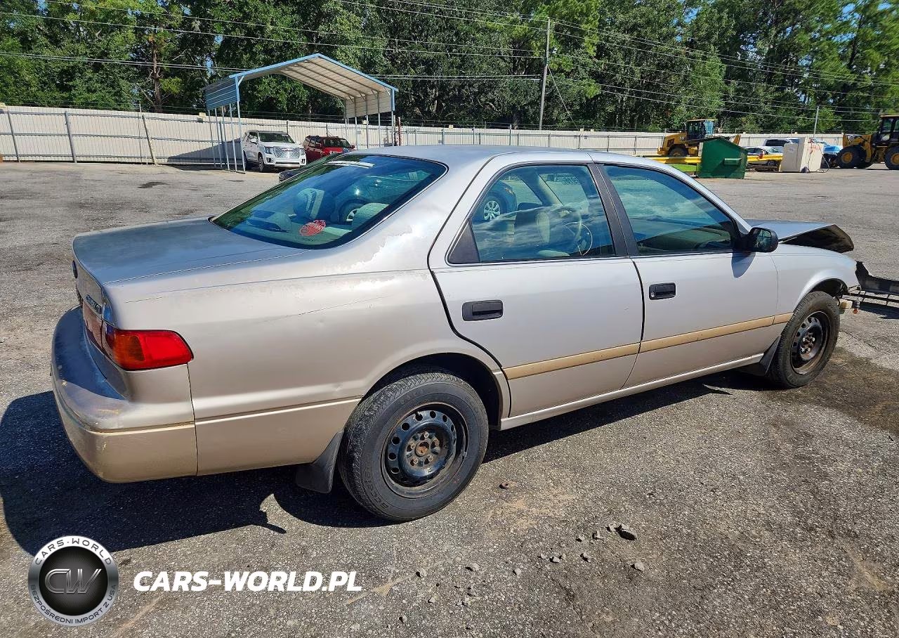 2000 Toyota Camry Ce VIN:4T1BG22K7YU618026 - 3