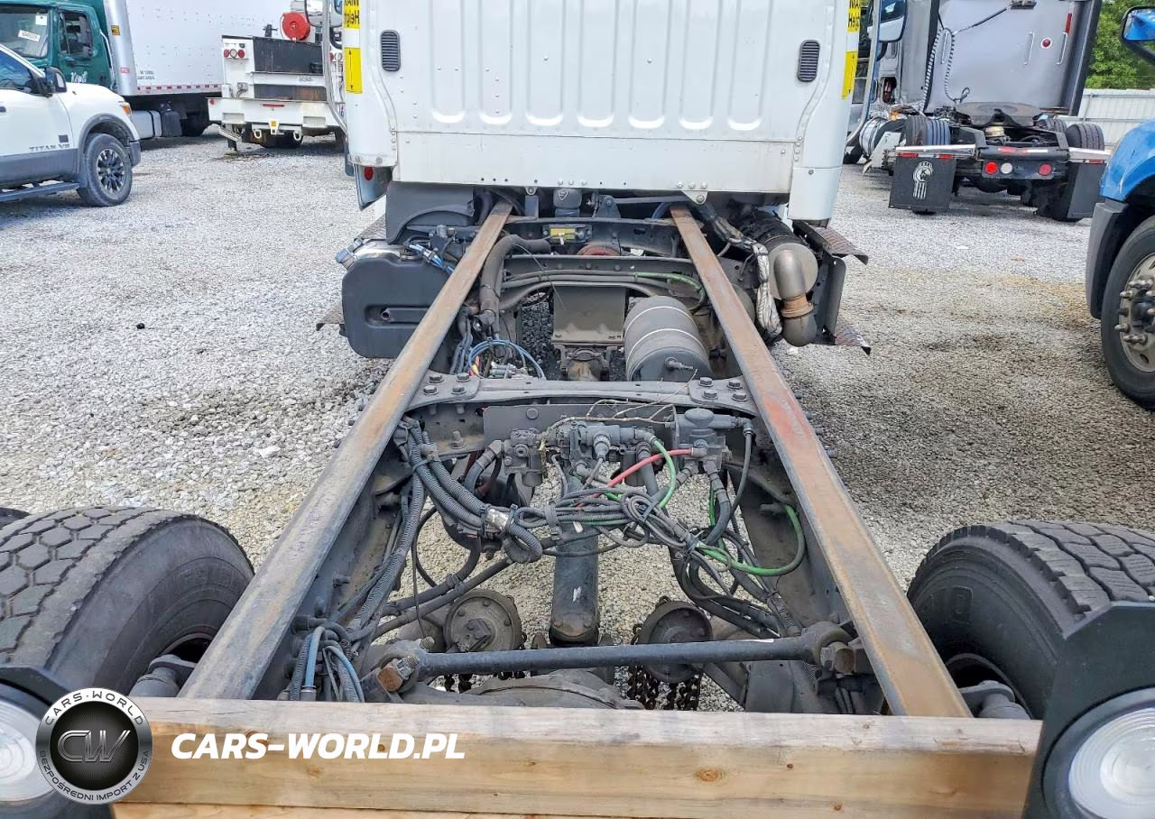 2016 Freightliner M2 106 Med - Box Truck VIN:1FVACXDT1GHGX1463 - 10