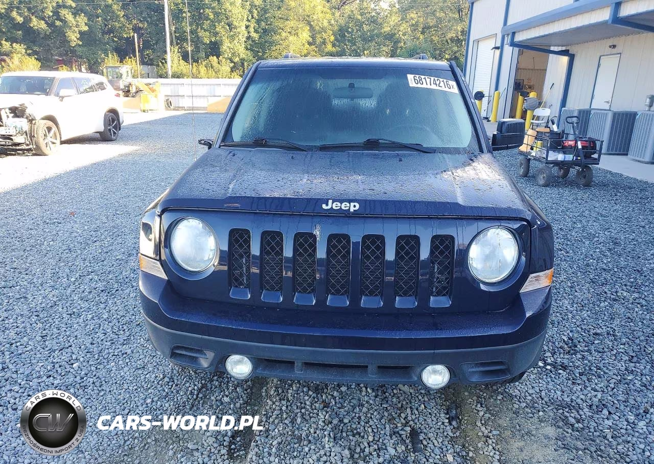 2015 Jeep Patriot Latitude VIN:1C4NJPFB0FD343834 - 5