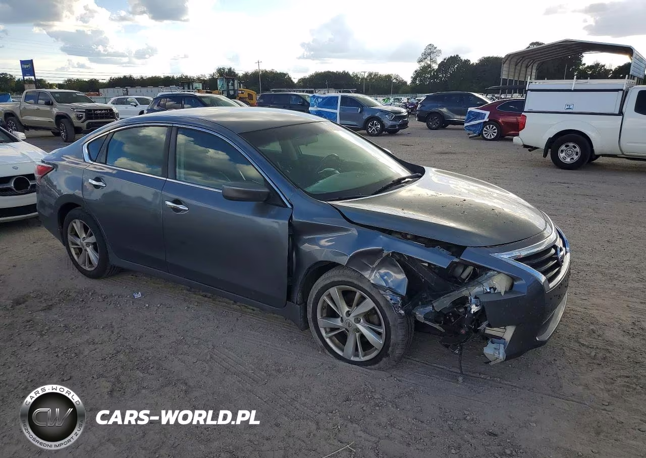 2015 Nissan Altima 2.5 Sv VIN:1N4AL3AP5FC135271 - 4