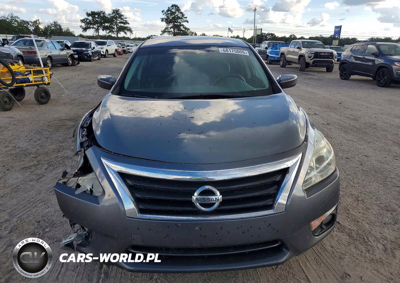 2015 Nissan Altima 2.5 Sv VIN:1N4AL3AP5FC135271 - 5