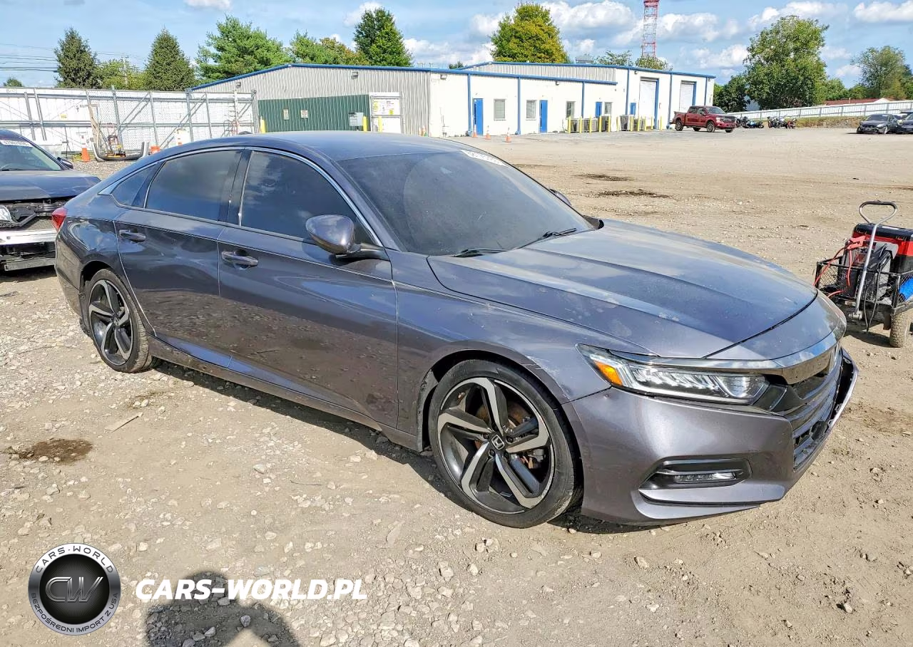 2018 Honda Accord Sport VIN:1HGCV1F39JA234804 - 4
