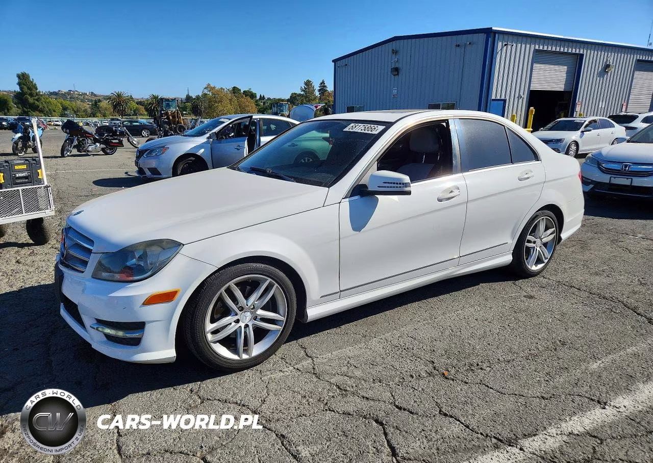 2013 Mercedes-Benz C 250