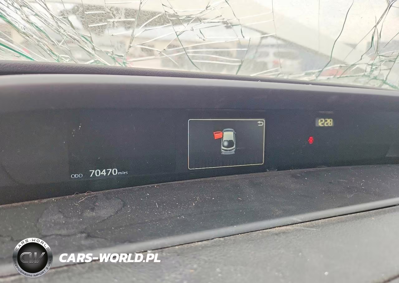 2020 Toyota Prius Prime Le VIN:JTDKARFP6L3142029 - 9