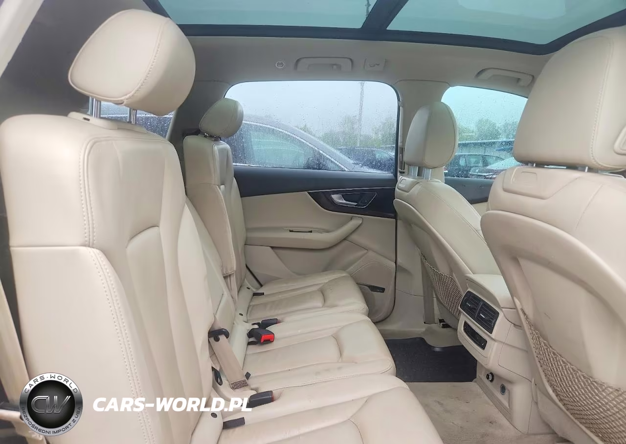 2018 Audi Q7 Premium Plus VIN:WA1LAAF76JD004742 - 11
