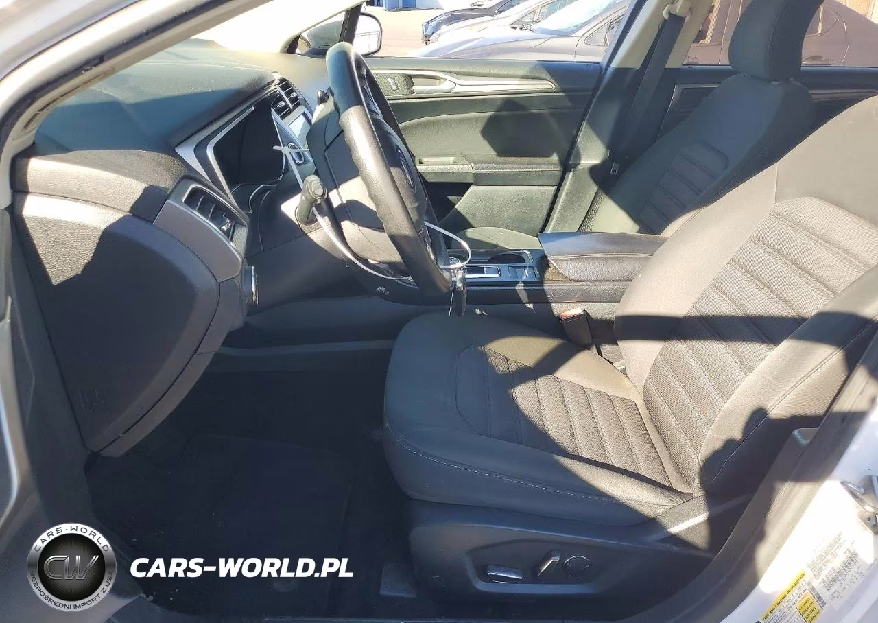 2019 Ford Fusion Se VIN:3FA6P0HD1KR134666 - 7