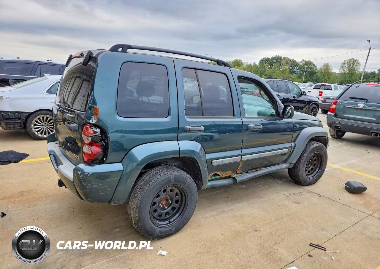 2005 Jeep Liberty Renegade VIN:1J4GL38K15W688618 - 3