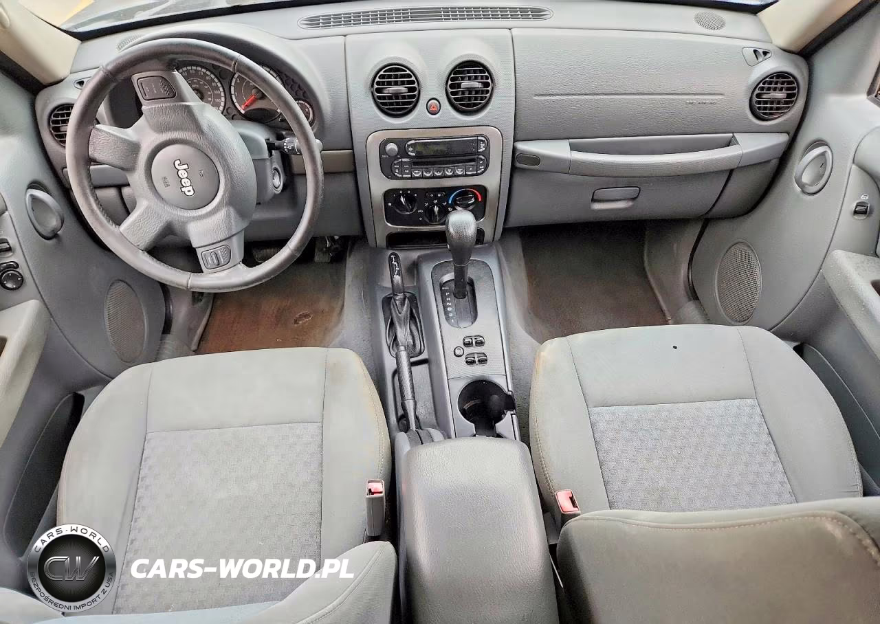 2005 Jeep Liberty Renegade VIN:1J4GL38K15W688618 - 8