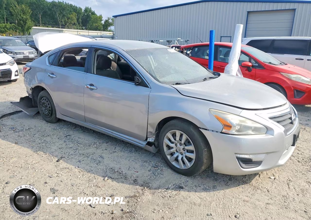 2014 Nissan Altima 2.5 S VIN:1N4AL3AP5EC182542 - 4