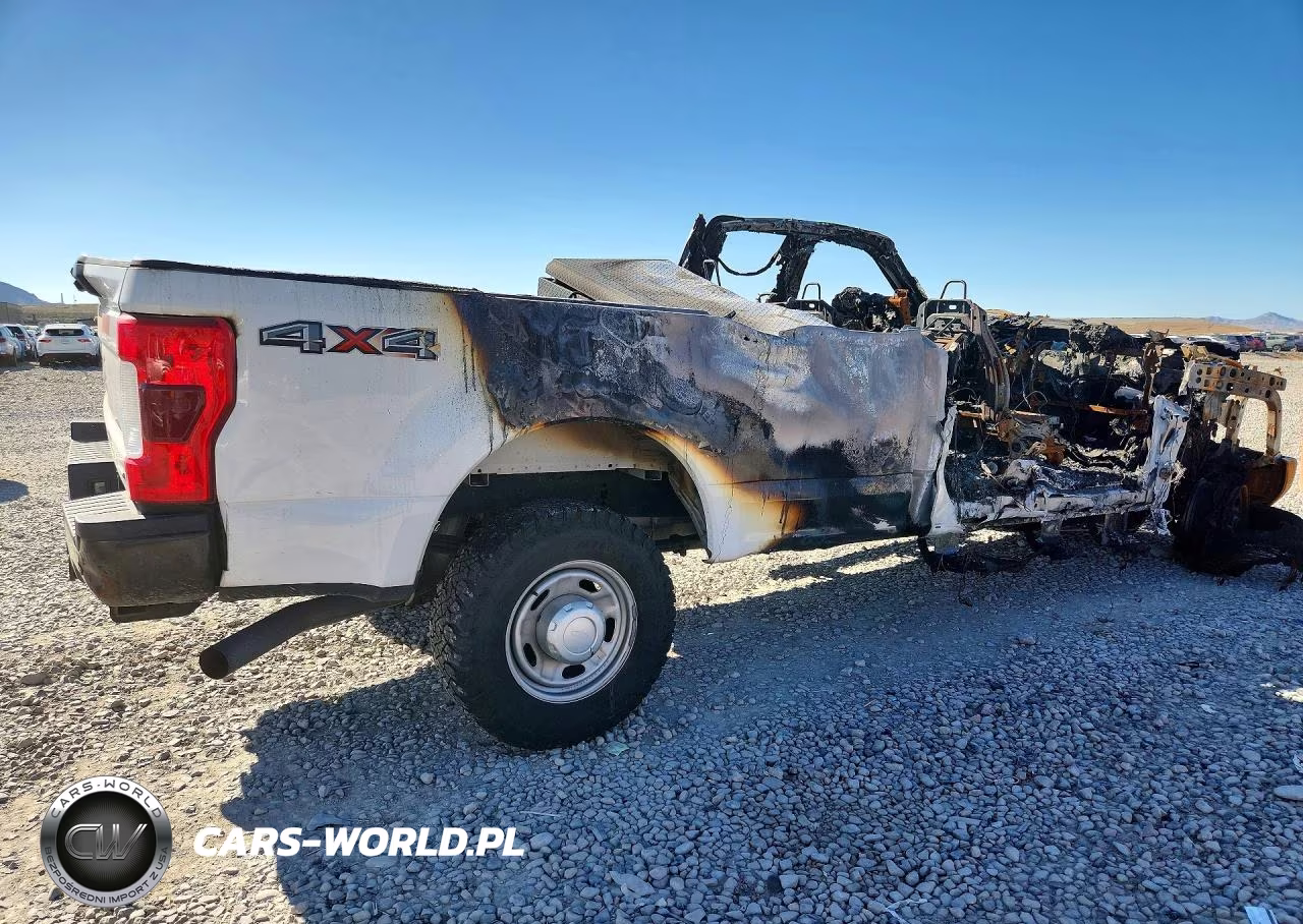 2019 Ford F250 Super Duty VIN:1FT7X2B61KEE27426 - 3