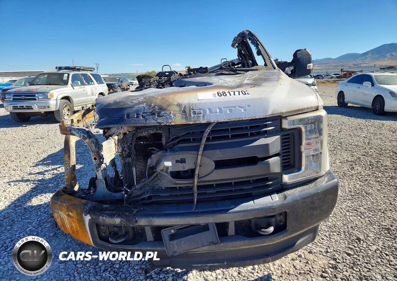 2019 Ford F250 Super Duty VIN:1FT7X2B61KEE27426 - 5