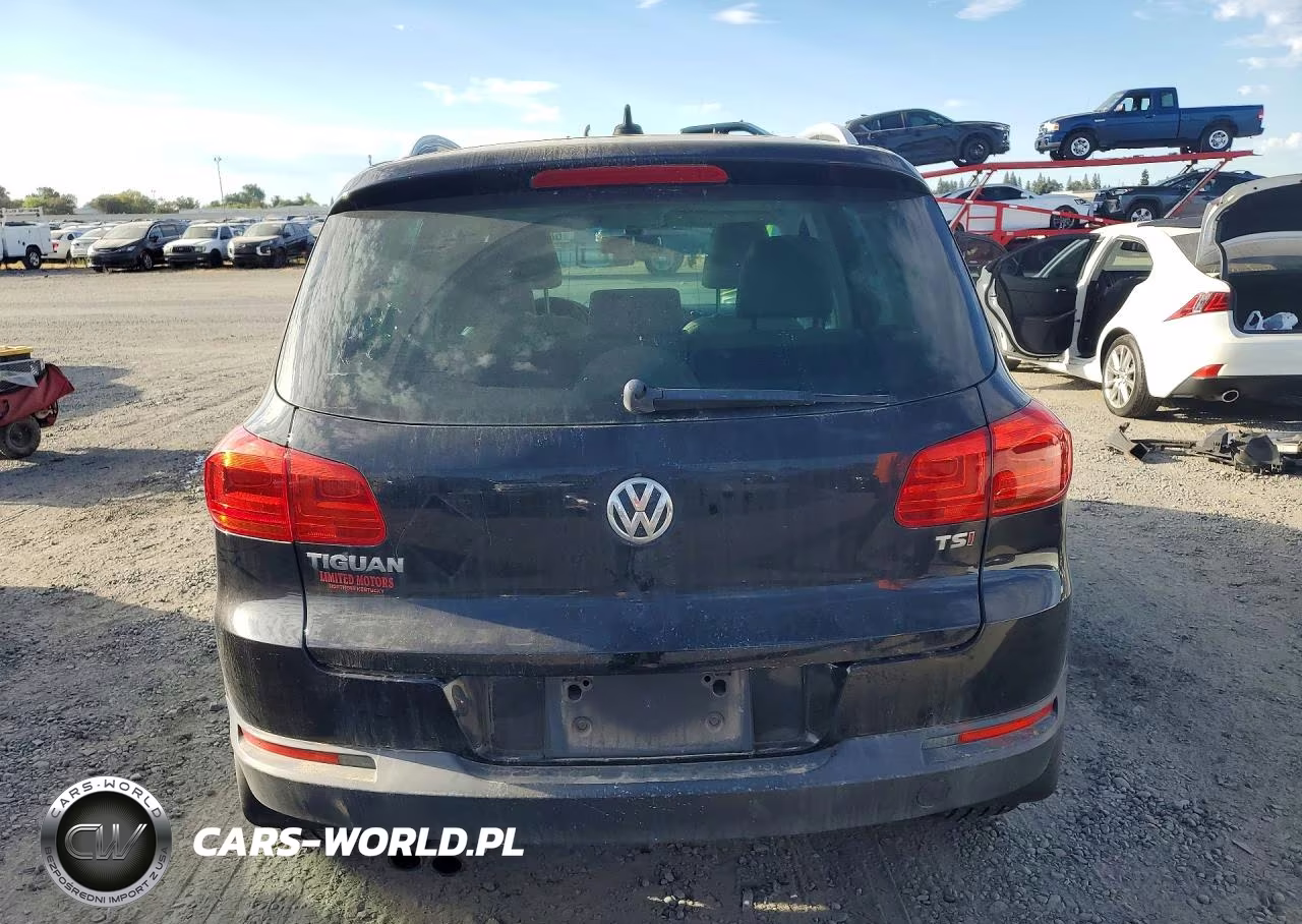 2017 Volkswagen Tiguan Wolfsburg VIN:WVGSV7AX0HK016693 - 6