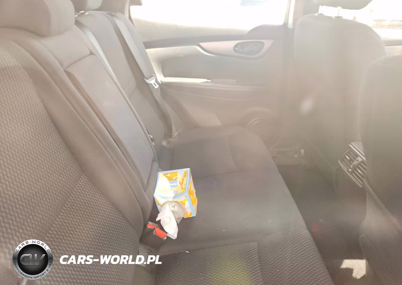 2019 Nissan Rogue Sport S VIN:JN1BJ1CR4KW339787 - 10