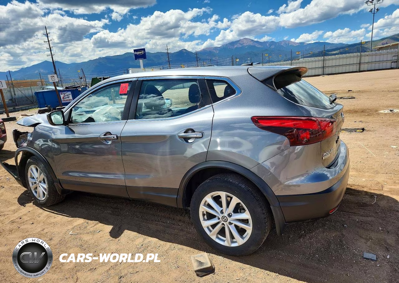 2019 Nissan Rogue Sport S VIN:JN1BJ1CR4KW339787 - 2