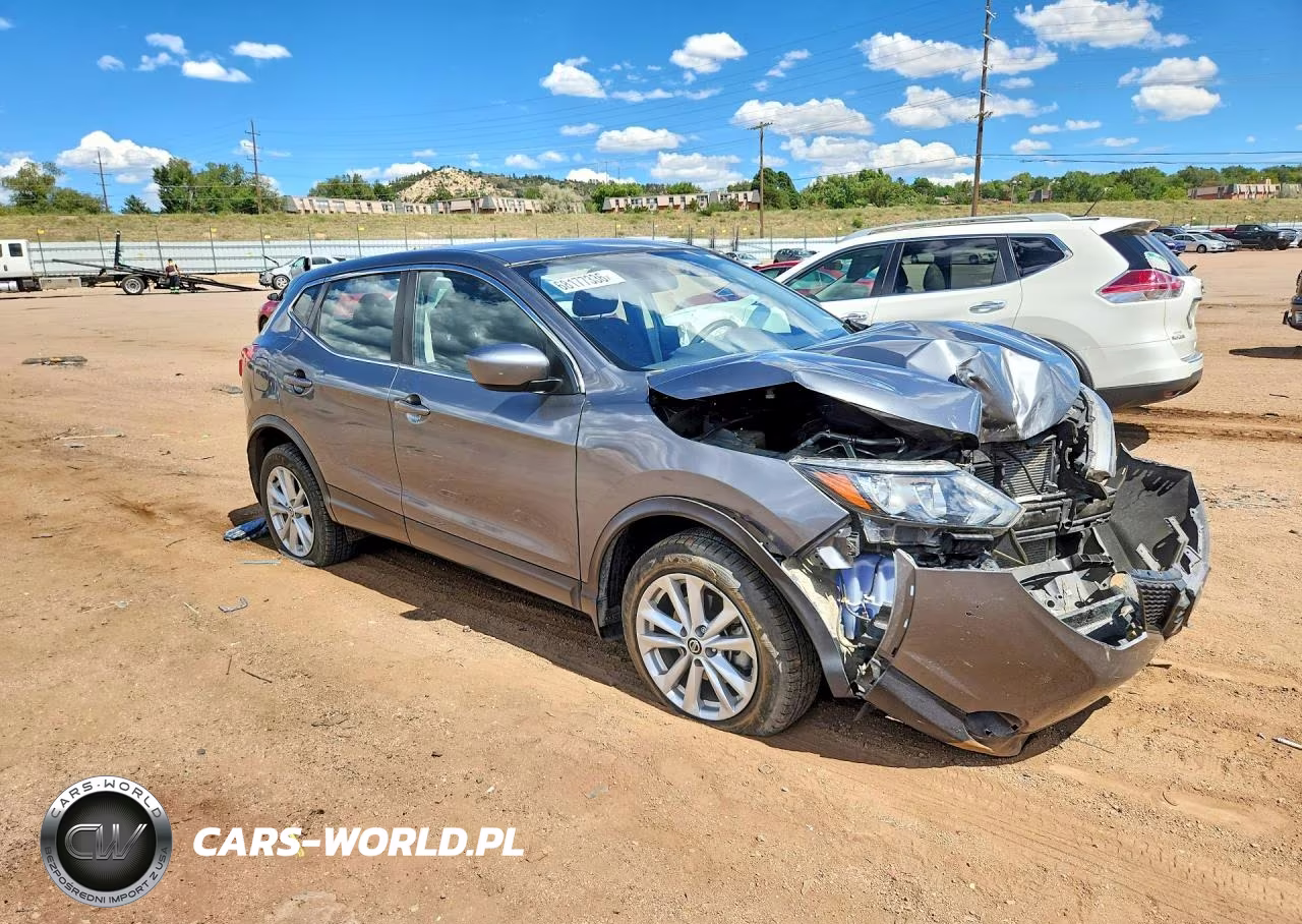 2019 Nissan Rogue Sport S VIN:JN1BJ1CR4KW339787 - 4