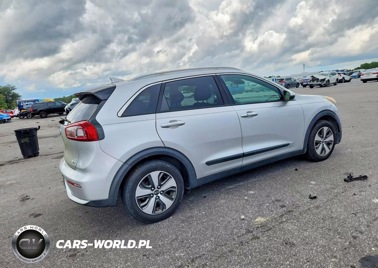 2017 Kia Niro Lx VIN:KNDCB3LC7H5074674 - 3