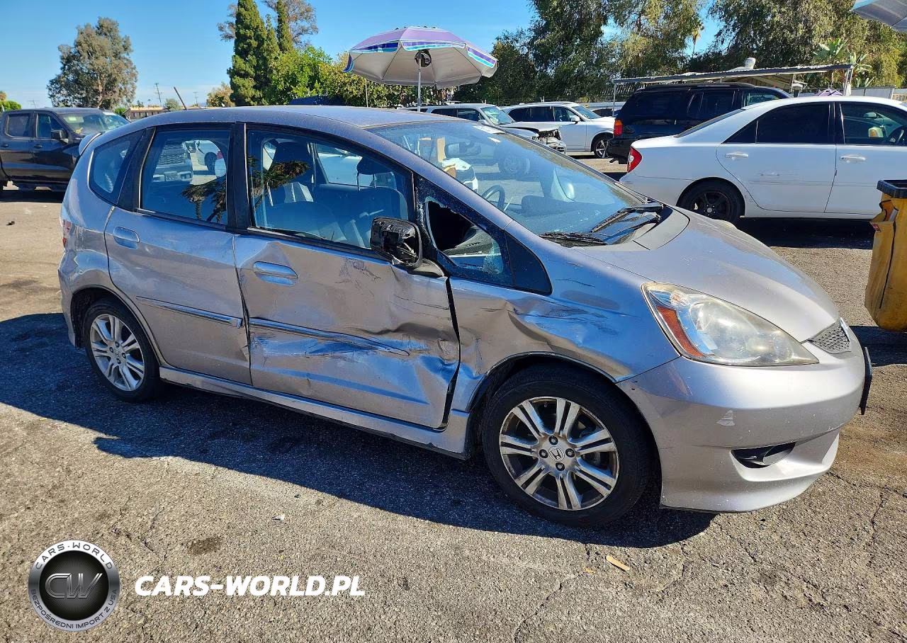 2009 Honda Fit Sport VIN:JHMGE87489S054055 - 4