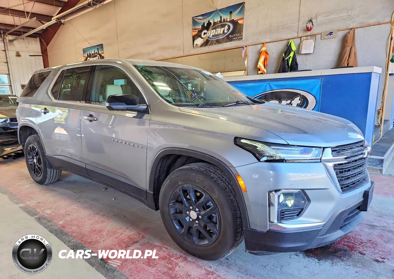 2023 Chevrolet Traverse Ls VIN:1GNEVFKW0PJ337985 - 4