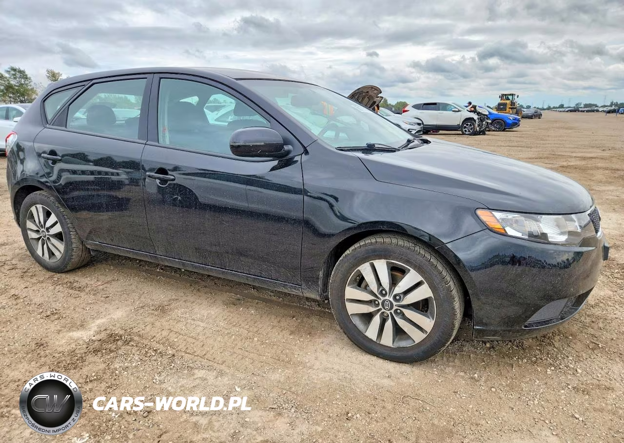2013 Kia Forte5 Ex VIN:KNAFU5A2XD5742407 - 4