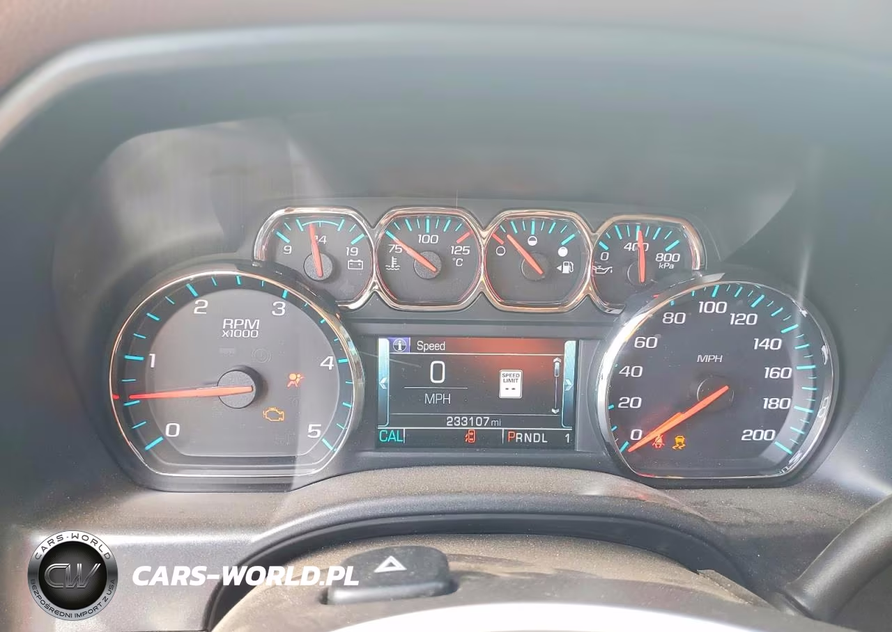 2018 Chevrolet Silverado K2500 High Country VIN:1GC1KXEYXJF249636 - 9