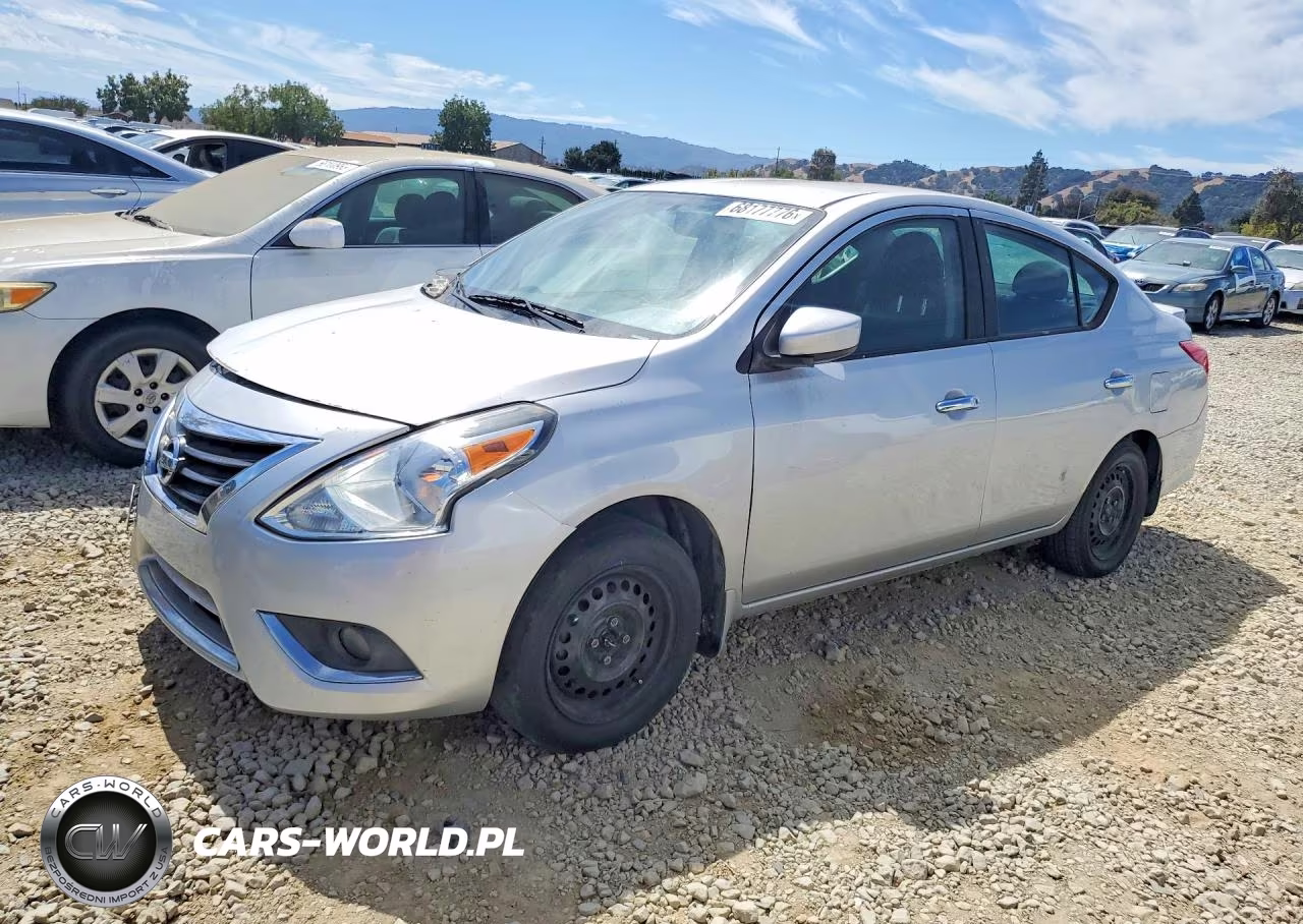 2017 Nissan Versa 1.6 S