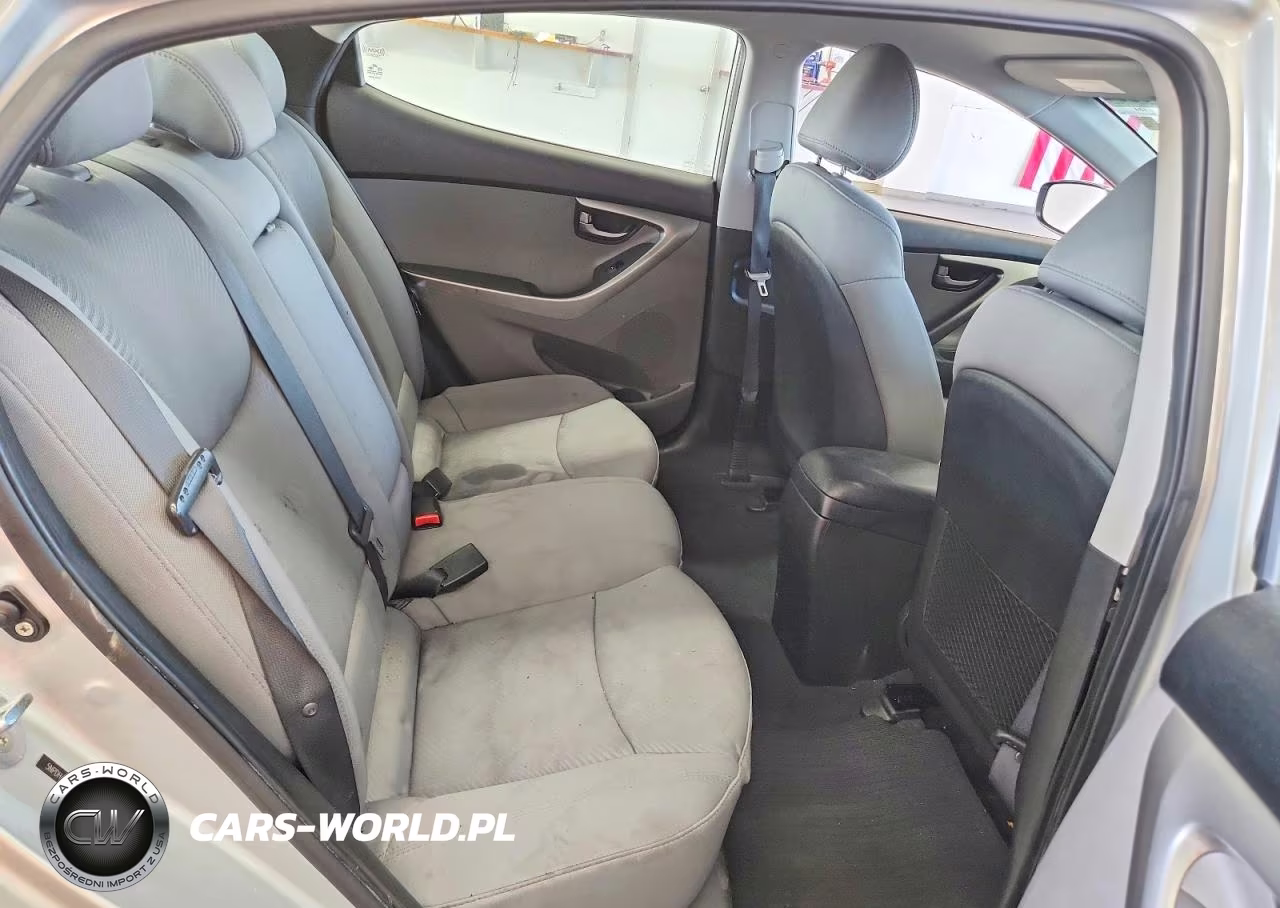 2011 Hyundai Elantra Gls VIN:5NPDH4AE9BH038392 - 10