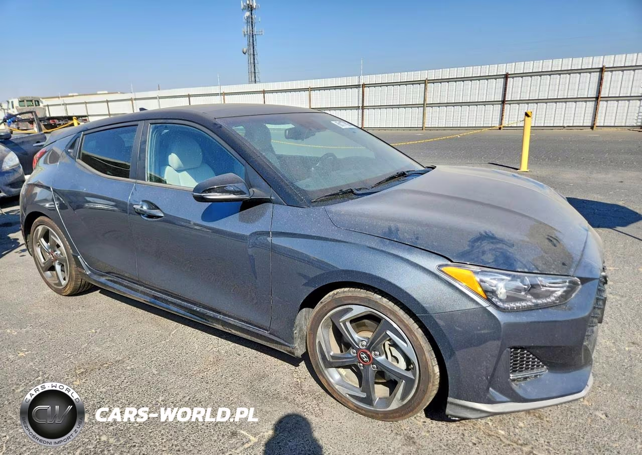 2020 Hyundai Veloster Turbo Ultimate VIN:KMHTH6AB9LU022449 - 4