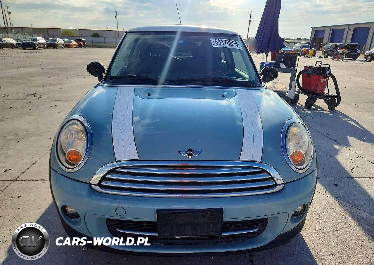 2013 Mini Cooper VIN:WMWSU3C50DT687682 - 5
