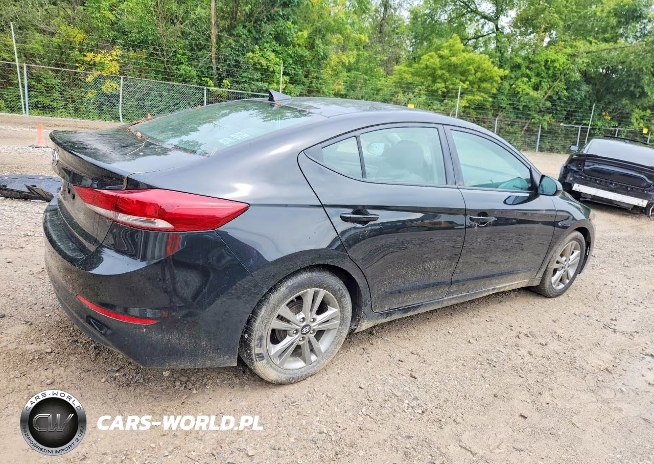 2017 Hyundai Elantra Se VIN:5NPD84LF1HH114296 - 3